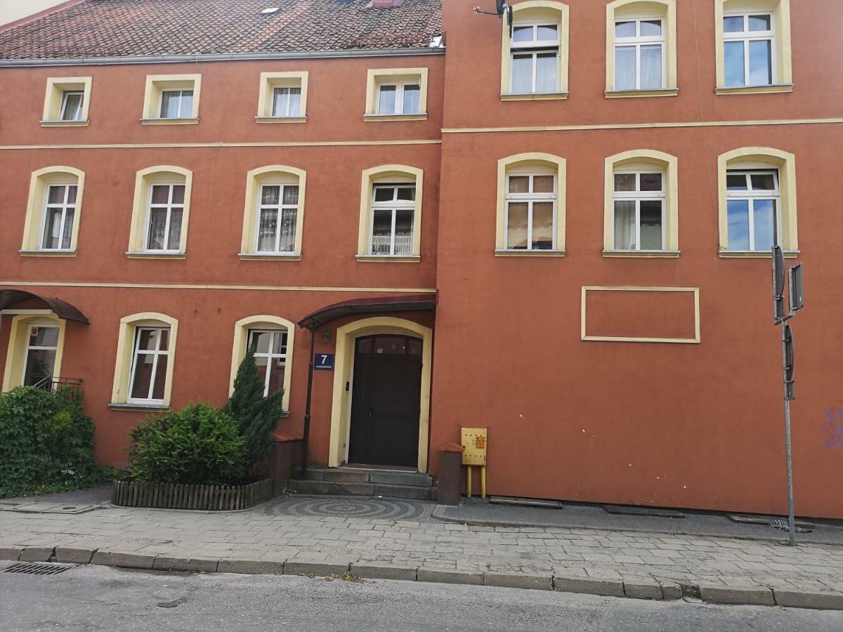 Mieszkanie W Centrum Gizycka Na Doby Giżycko Exteriör bild